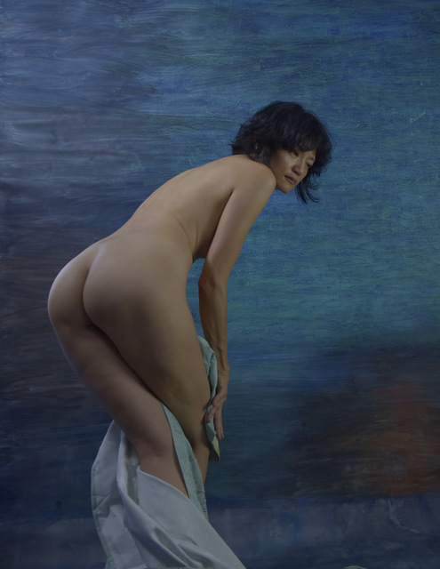 洗練されたヌードポーズ