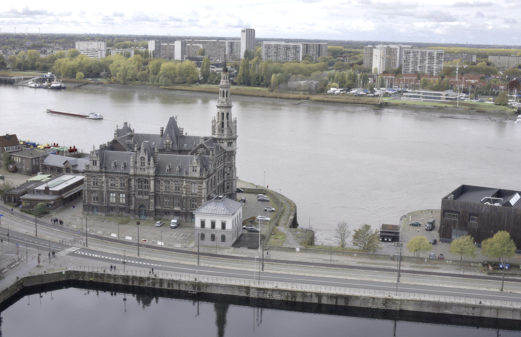 画像に alt 属性が指定されていません。ファイル名: dsc2512.jpg