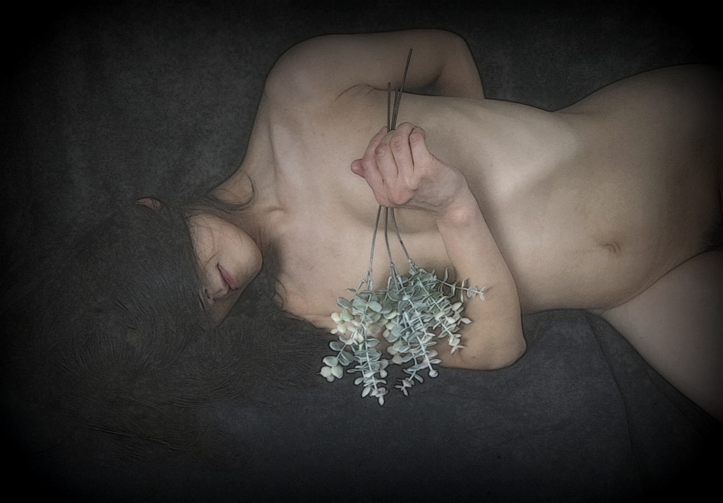 女体と骨格の美 nude