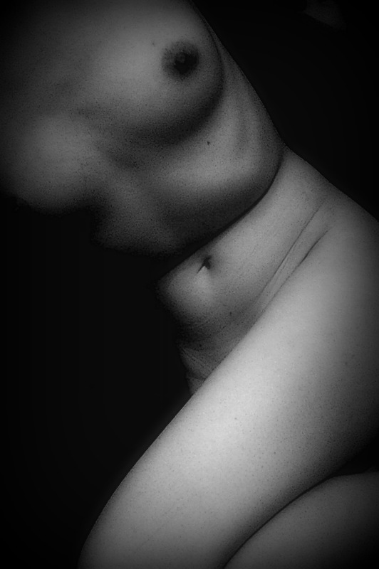 モノクロヌード画像