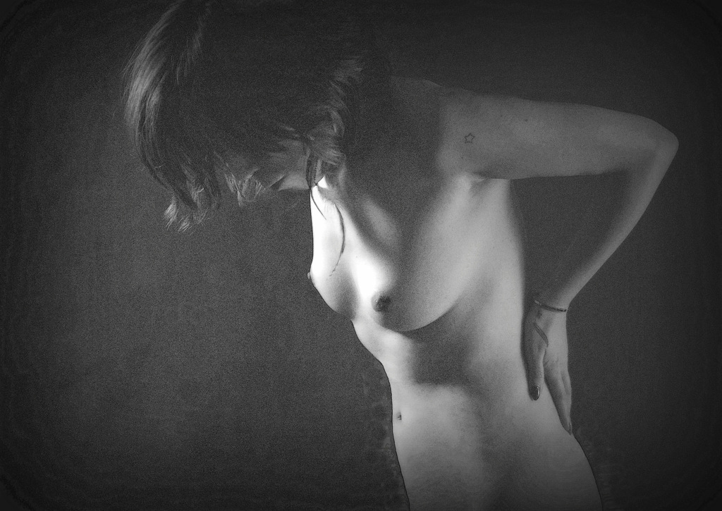 モノクロヌード画像