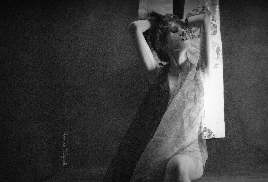 観る側が自分の感性で形創るヌード感