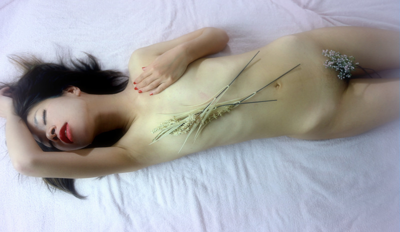 絵野めぐみ・ヌード画像