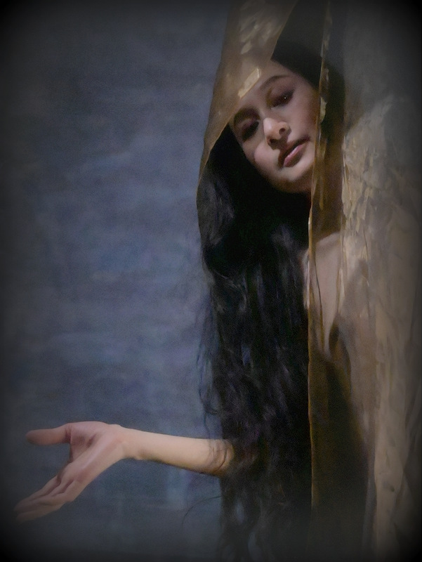 Nourah_Dancer 臨月の女性を撮影