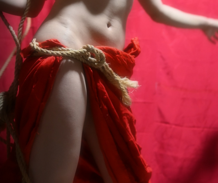 artist model Mone Anri